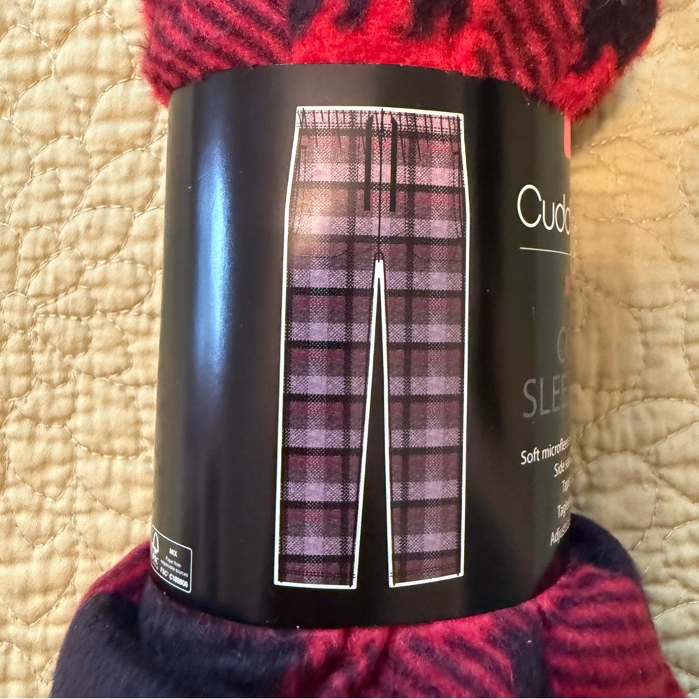 Cuddl Duds Men’s sleep pants, plaid bear print